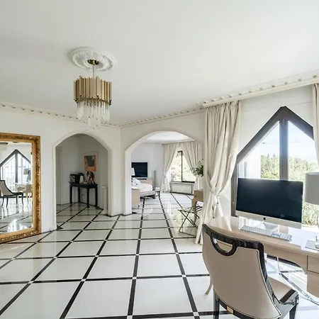 Luxury With Spa In Golfe-juan - Sea View *