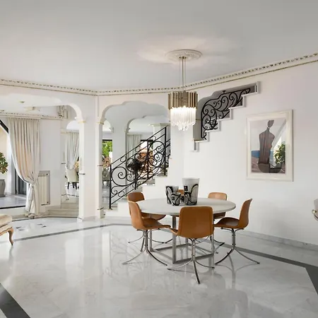 Luxury Villa With Spa Near Cannes - Sea View ヴィラ *