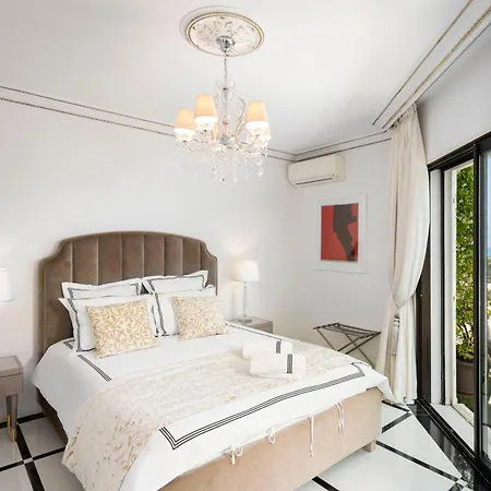 Luxury Villa With Spa Near Cannes - Sea View ヴィラ ヴァロリス