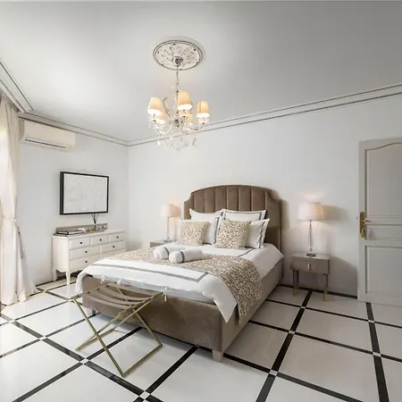Luxury Villa With Spa Near Cannes - Sea View * ヴァロリス