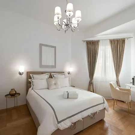 Luxury Villa With Spa Near Cannes - Sea View * ヴァロリス