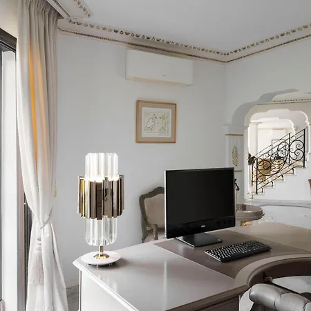 Luxury Villa With Spa Near Cannes - Sea View * ヴァロリス